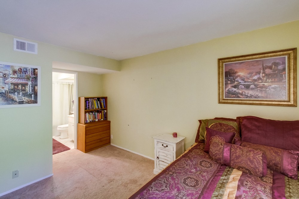 Virtual tour photo 17 of 28 for 9886 Scripps Westview Way #182