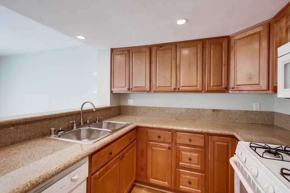 Virtual tour photo 10 of 24 for 9889 Scripps Westview Way UNIT 104