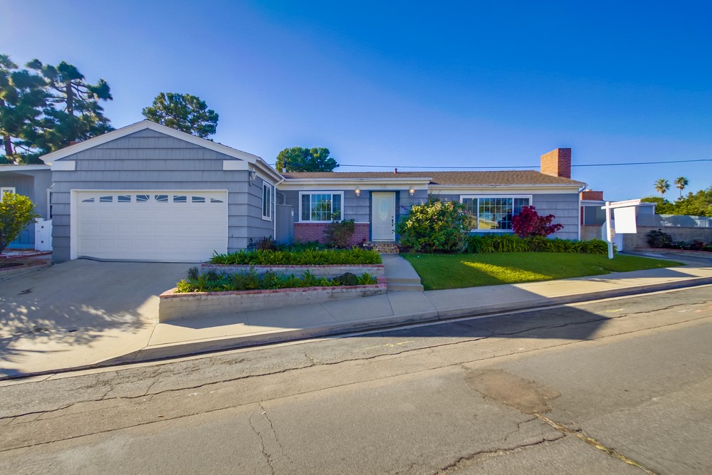 Virtual tour photo 1 of 53 for 990 Tarento Dr