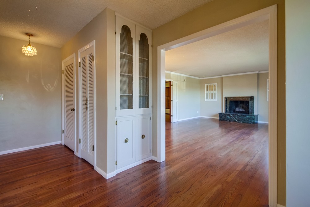 Virtual tour photo 8 of 53 for 990 Tarento Dr