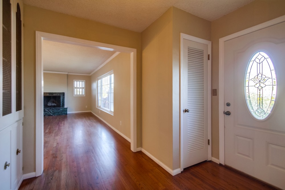Virtual tour photo 9 of 53 for 990 Tarento Dr