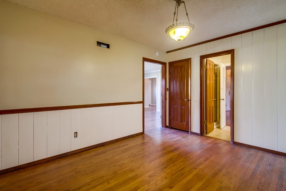 Virtual tour photo 33 of 53 for 990 Tarento Dr