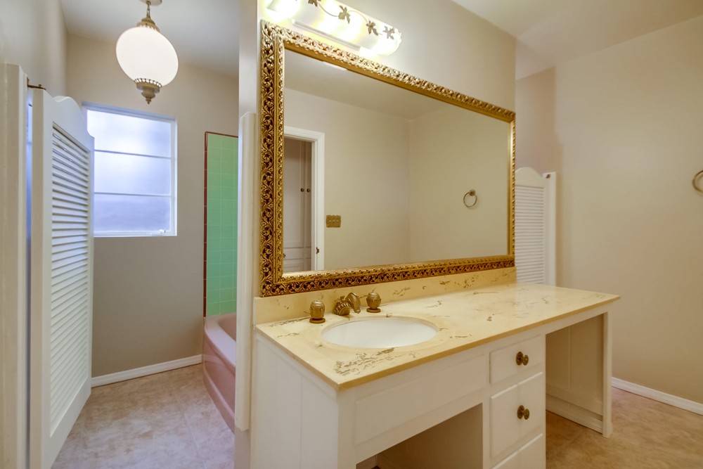 Virtual tour photo 43 of 53 for 990 Tarento Dr
