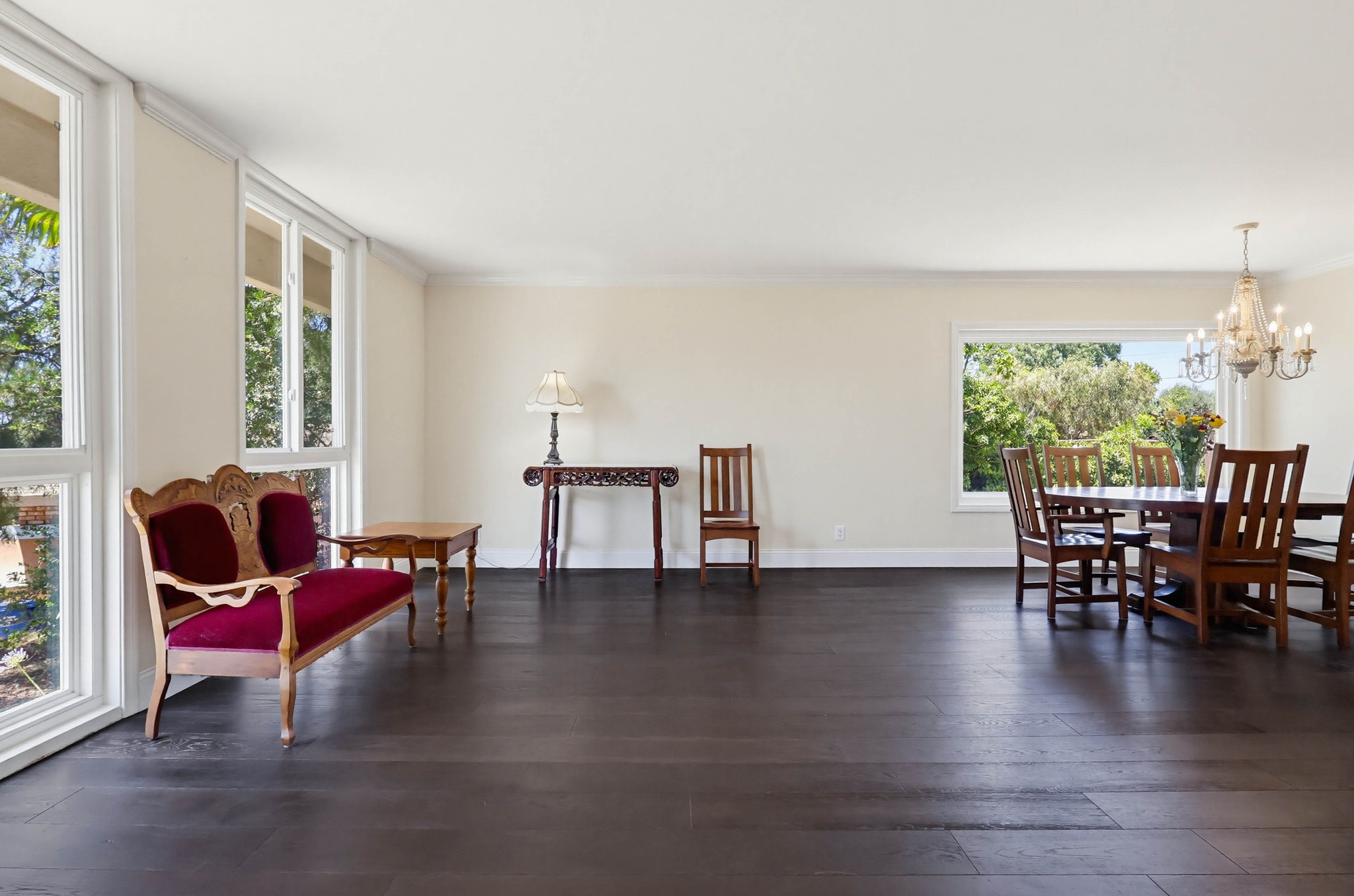 Virtual tour photo 14 of 115 for 991 Montgomery Ct