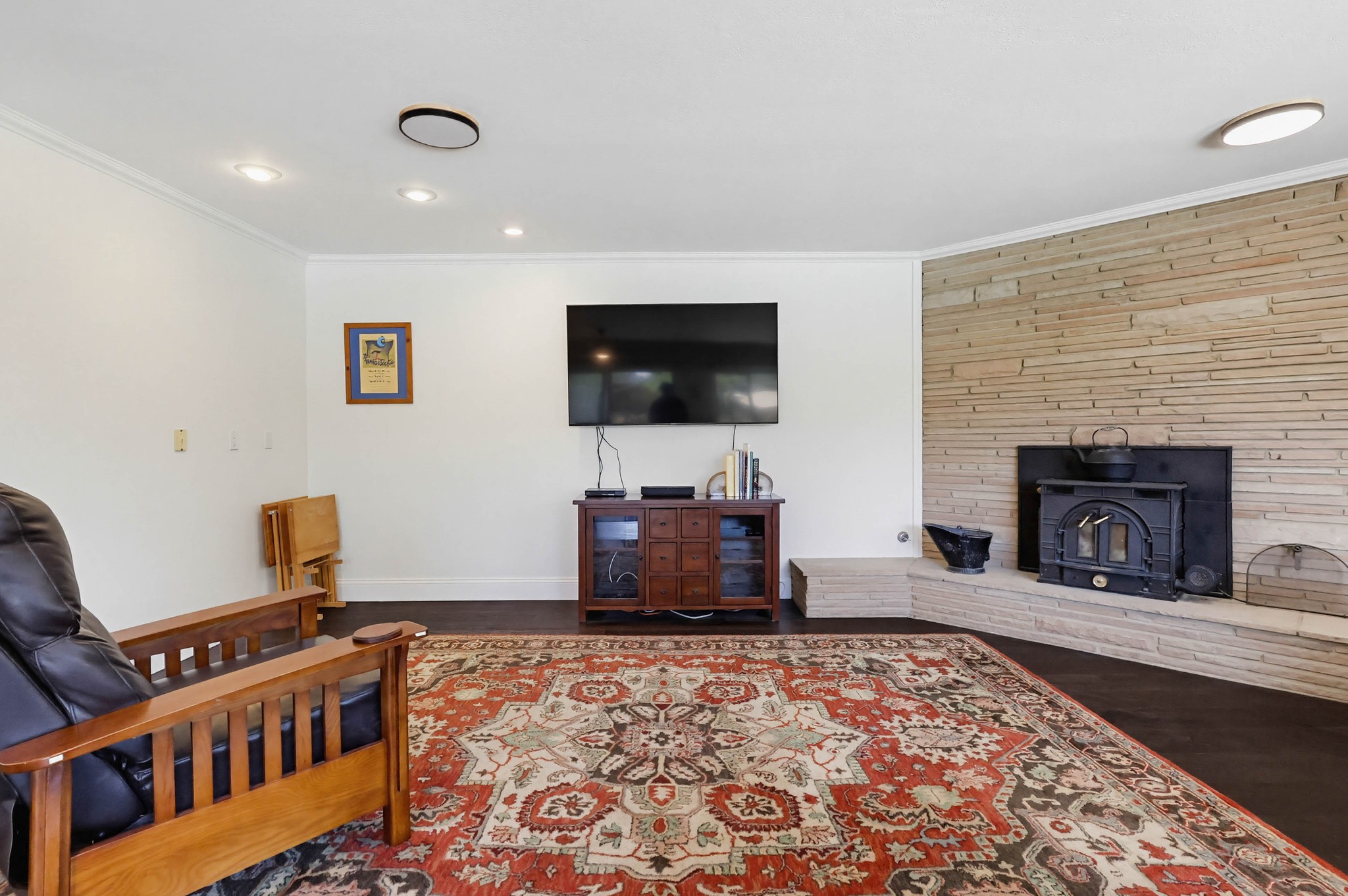 Virtual tour photo 23 of 115 for 991 Montgomery Ct