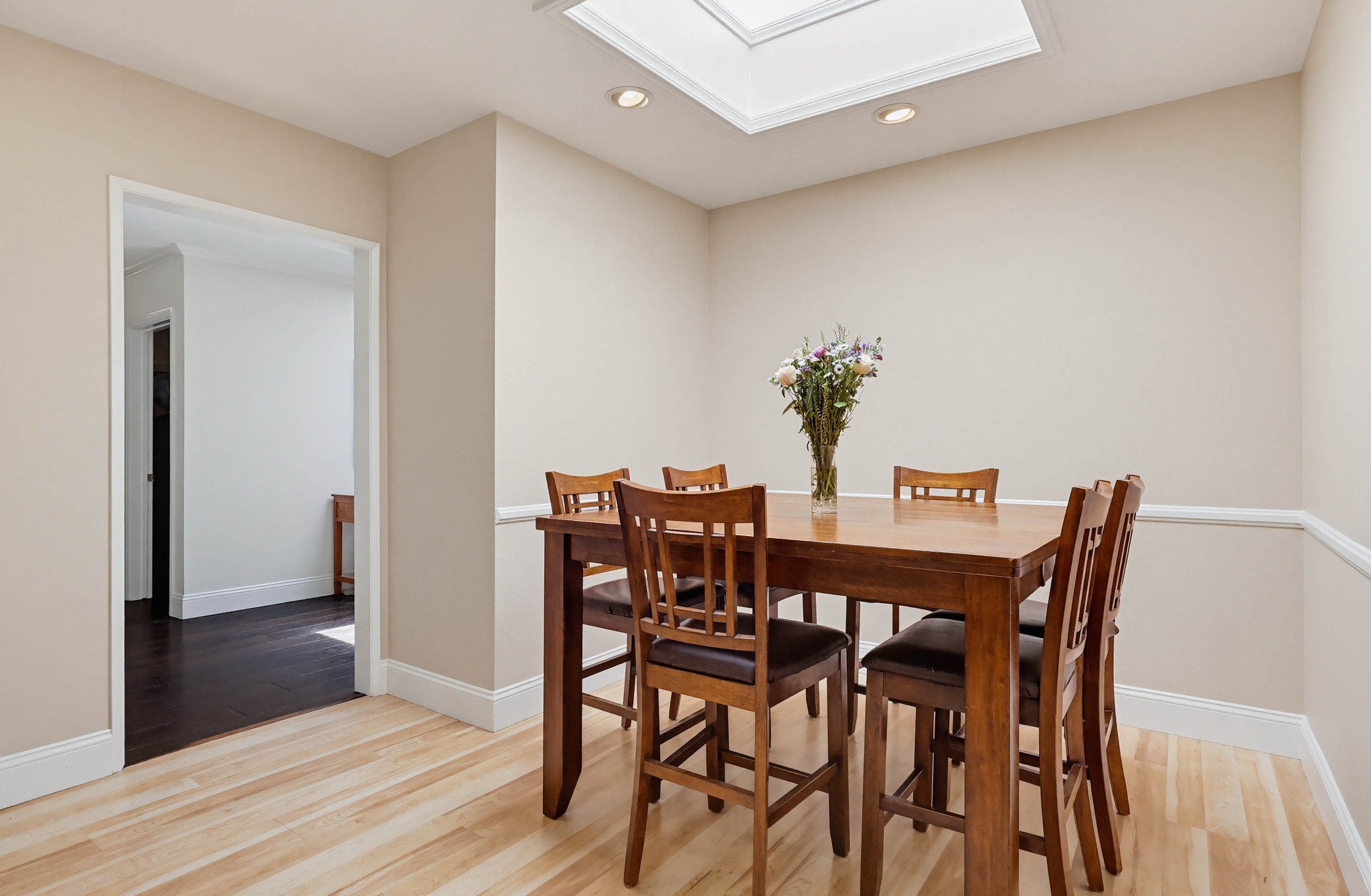 Virtual tour photo 27 of 115 for 991 Montgomery Ct