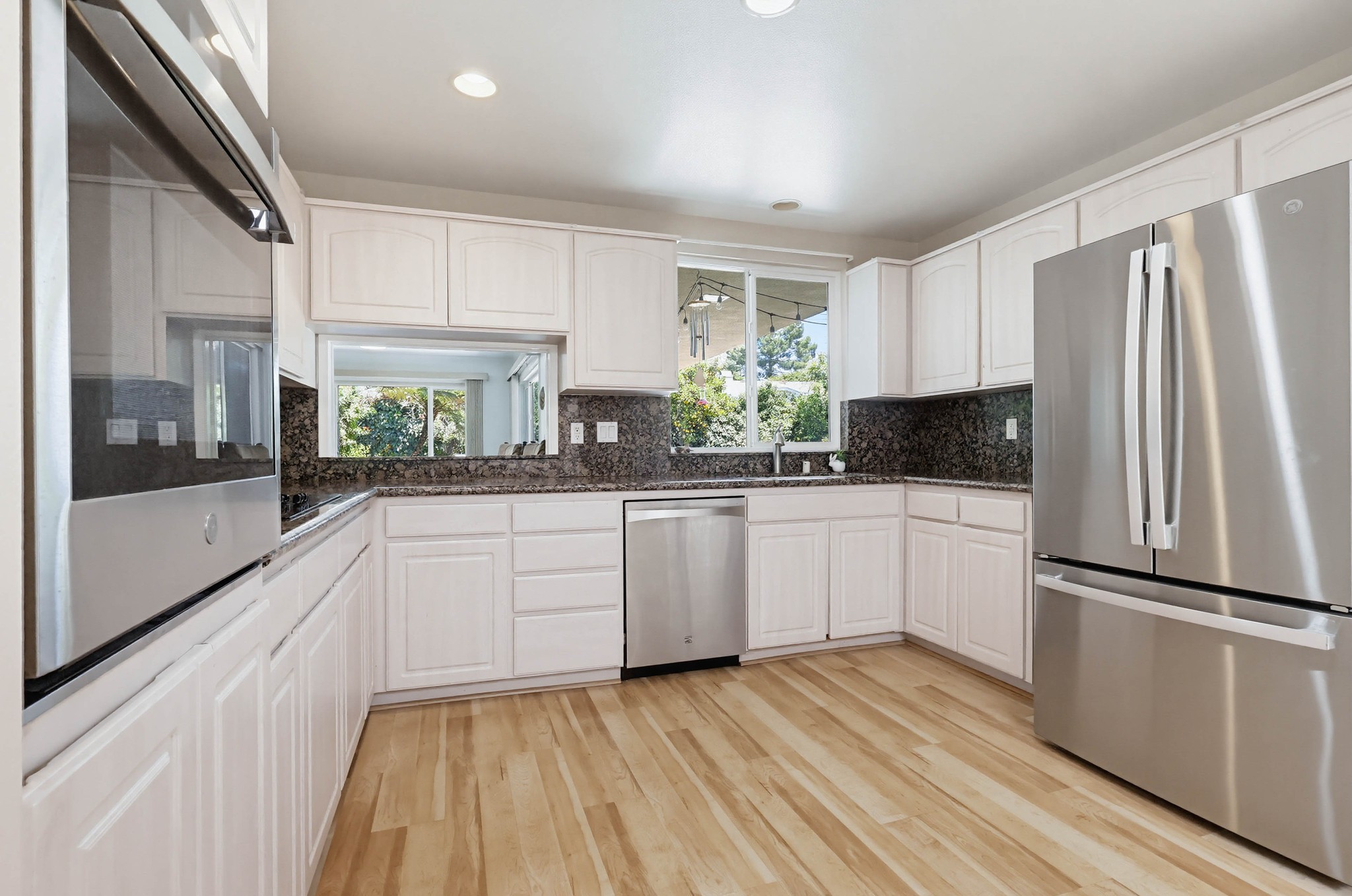Virtual tour photo 33 of 115 for 991 Montgomery Ct