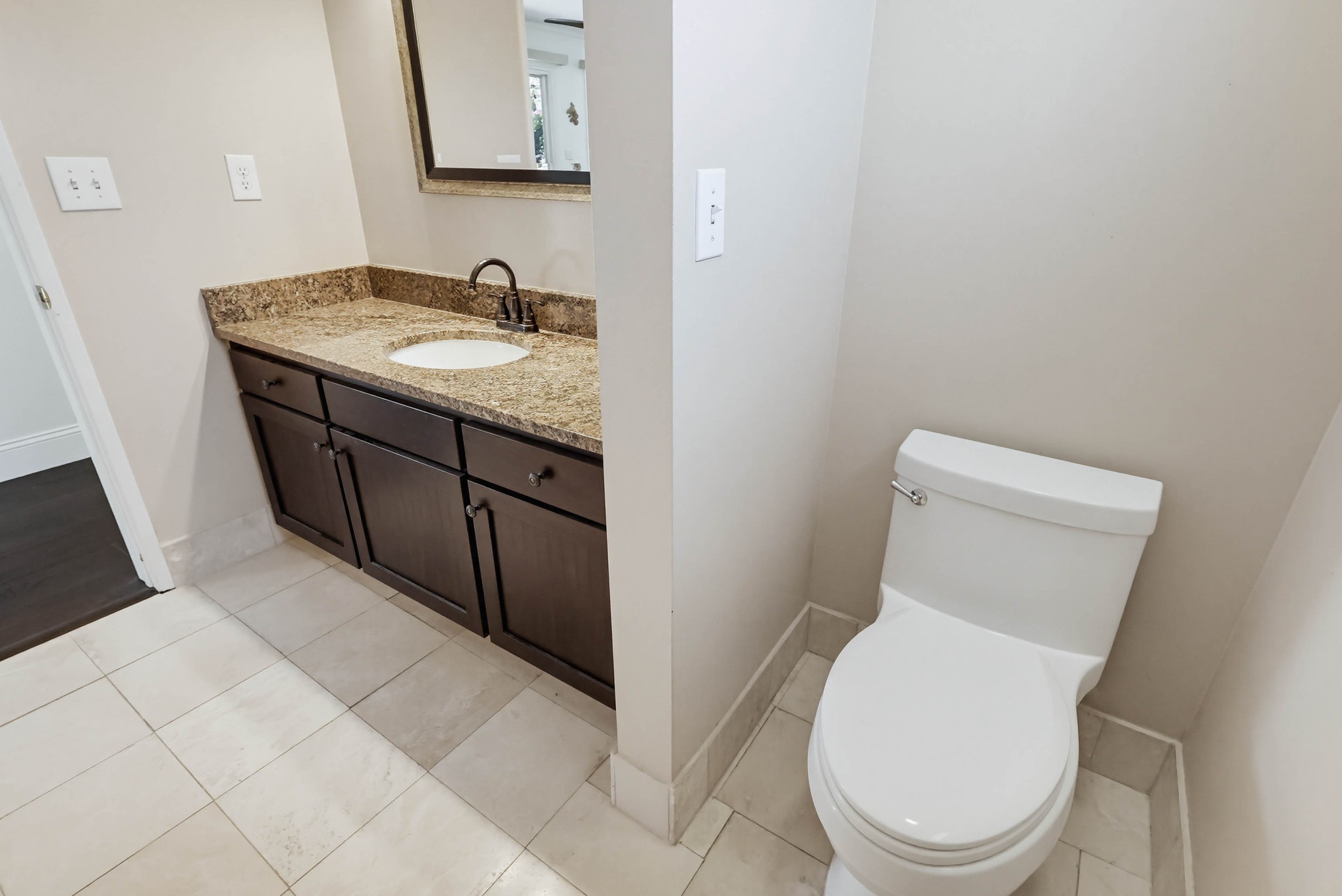 Virtual tour photo 40 of 115 for 991 Montgomery Ct