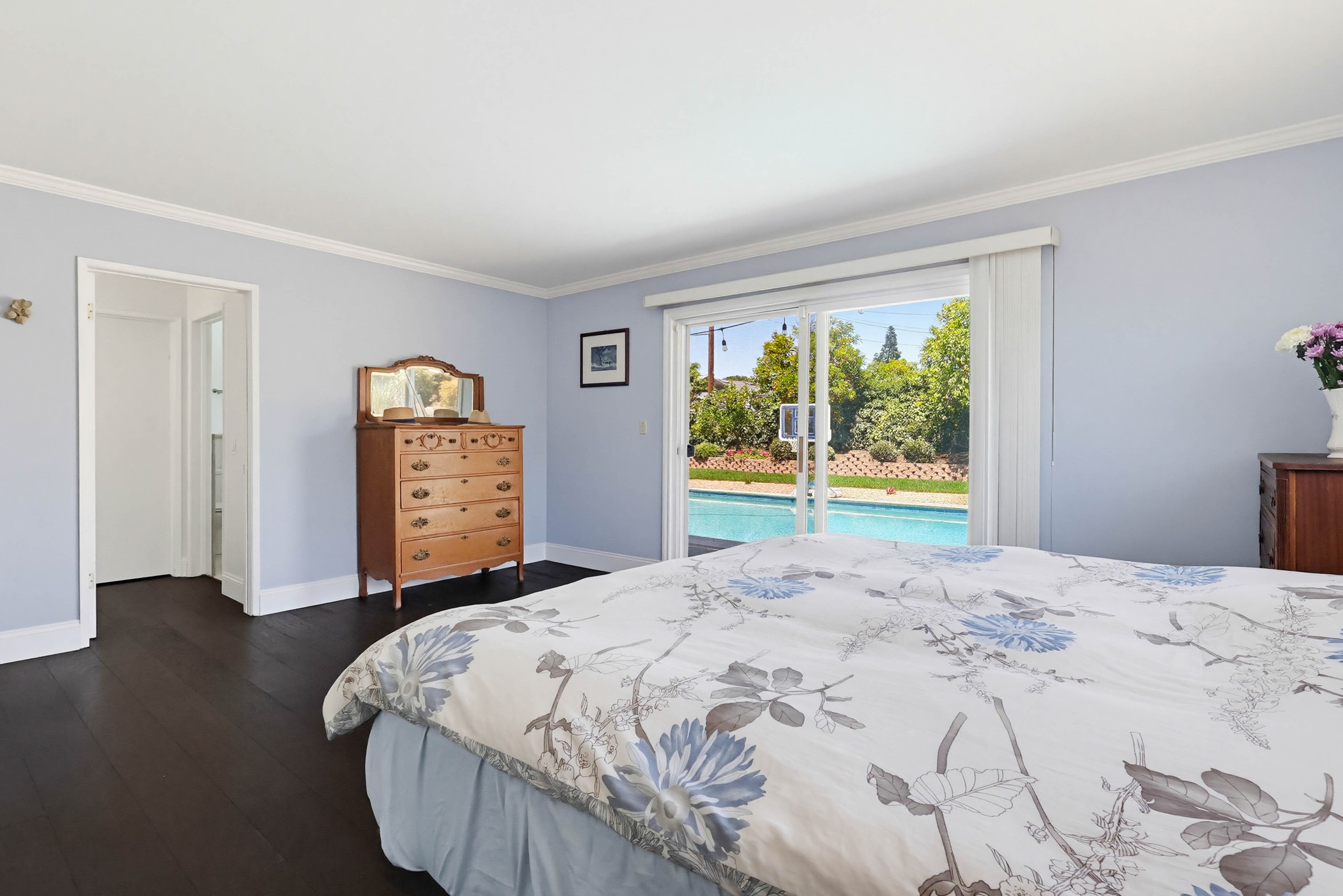 Virtual tour photo 69 of 115 for 991 Montgomery Ct