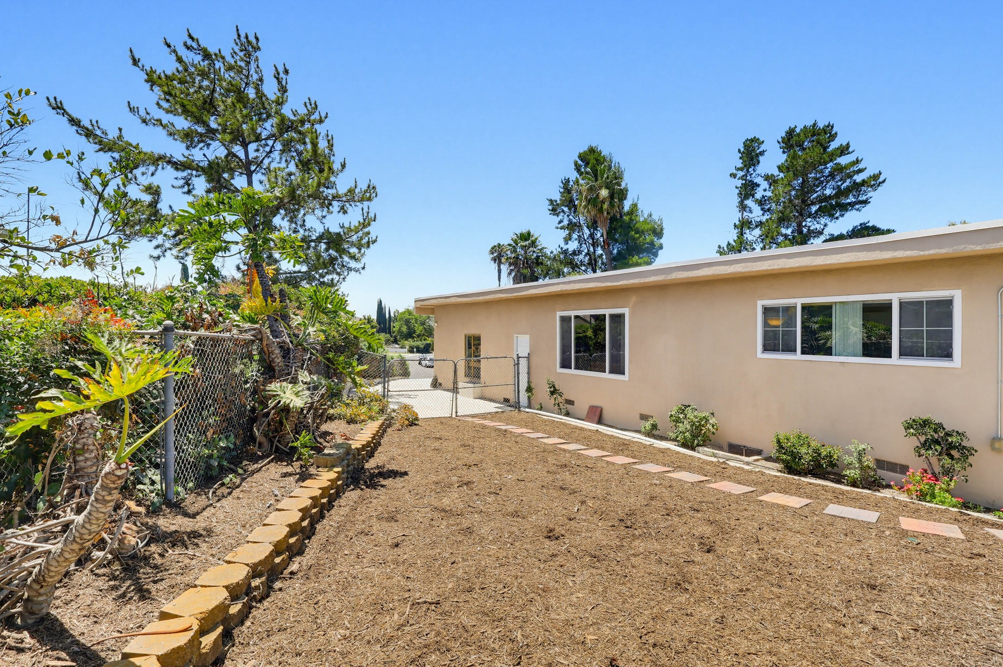 Virtual tour photo 79 of 115 for 991 Montgomery Ct