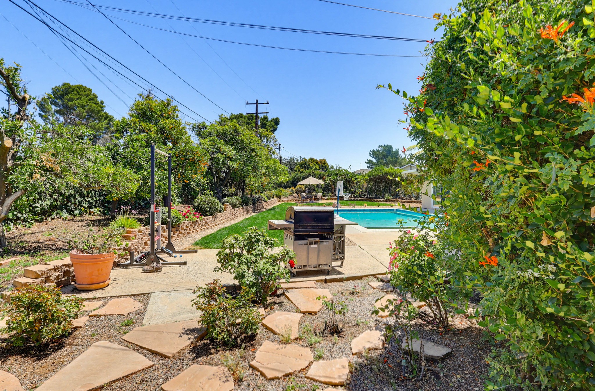 Virtual tour photo 94 of 115 for 991 Montgomery Ct