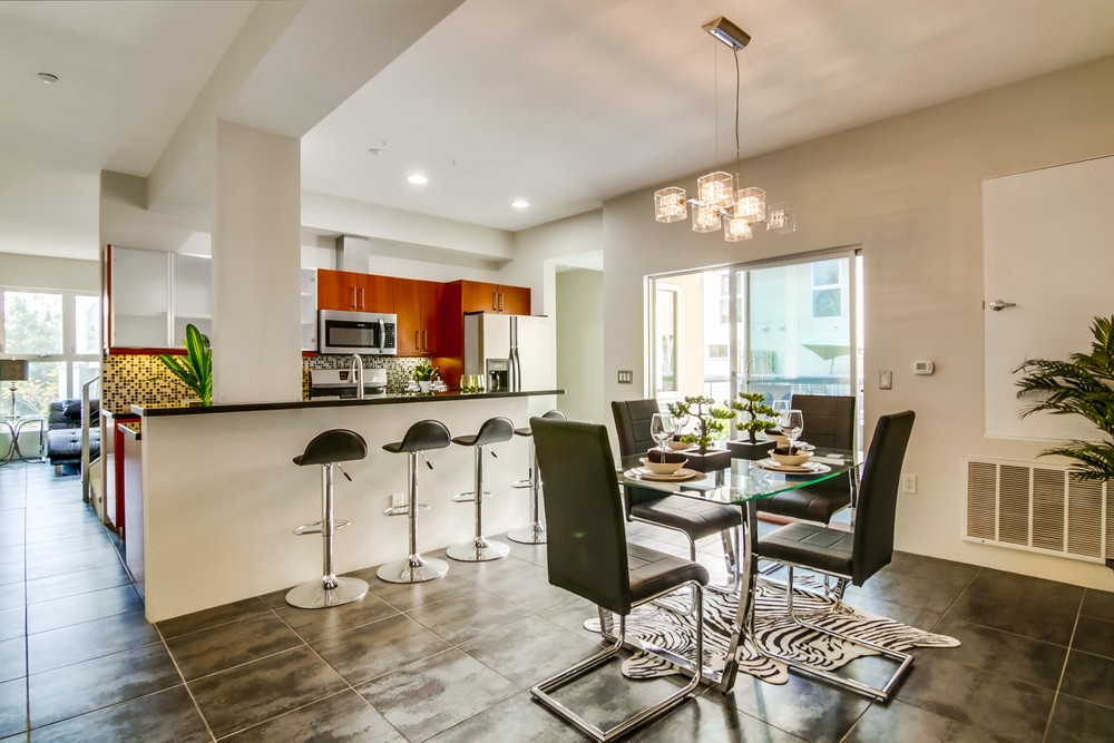 Virtual tour photo 10 of 49 for 991 Sigsbee St