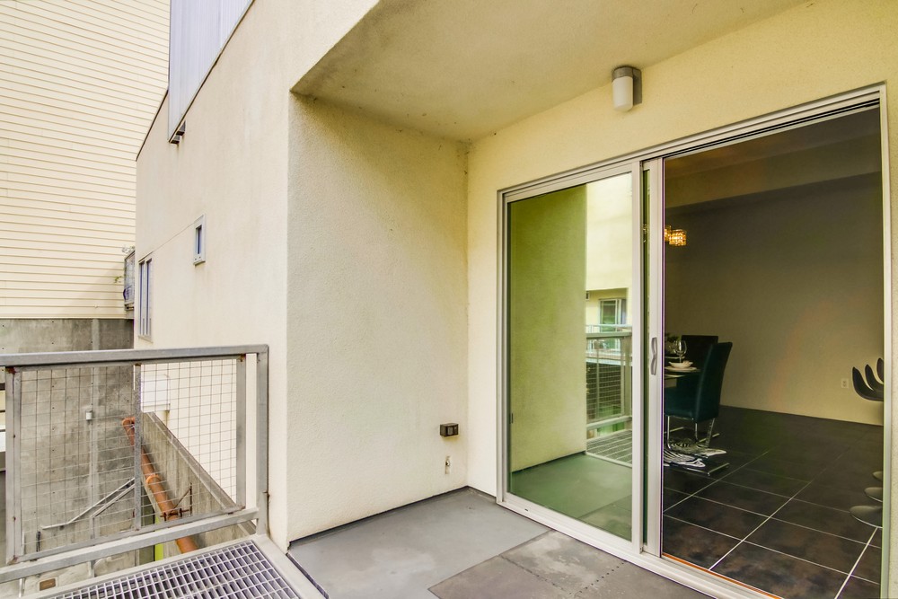 Virtual tour photo 23 of 49 for 991 Sigsbee St