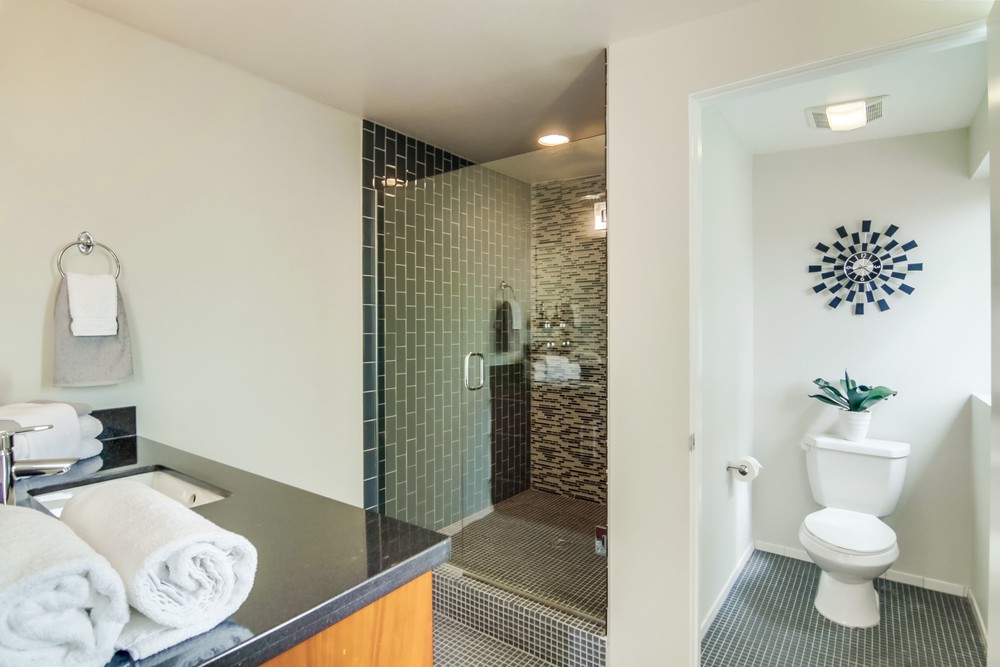 Virtual tour photo 34 of 49 for 991 Sigsbee St