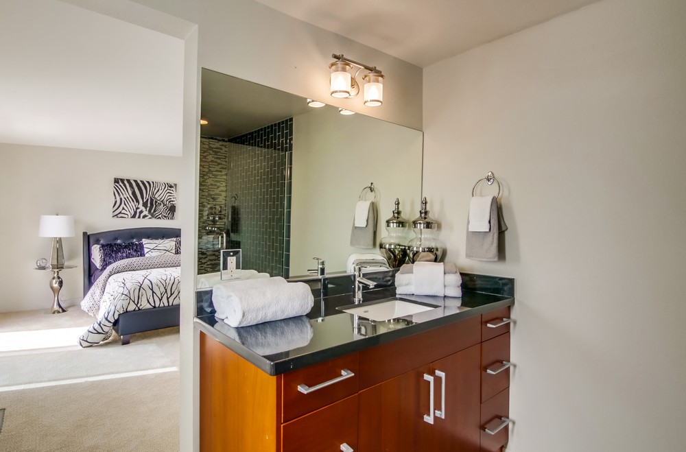 Virtual tour photo 36 of 49 for 991 Sigsbee St