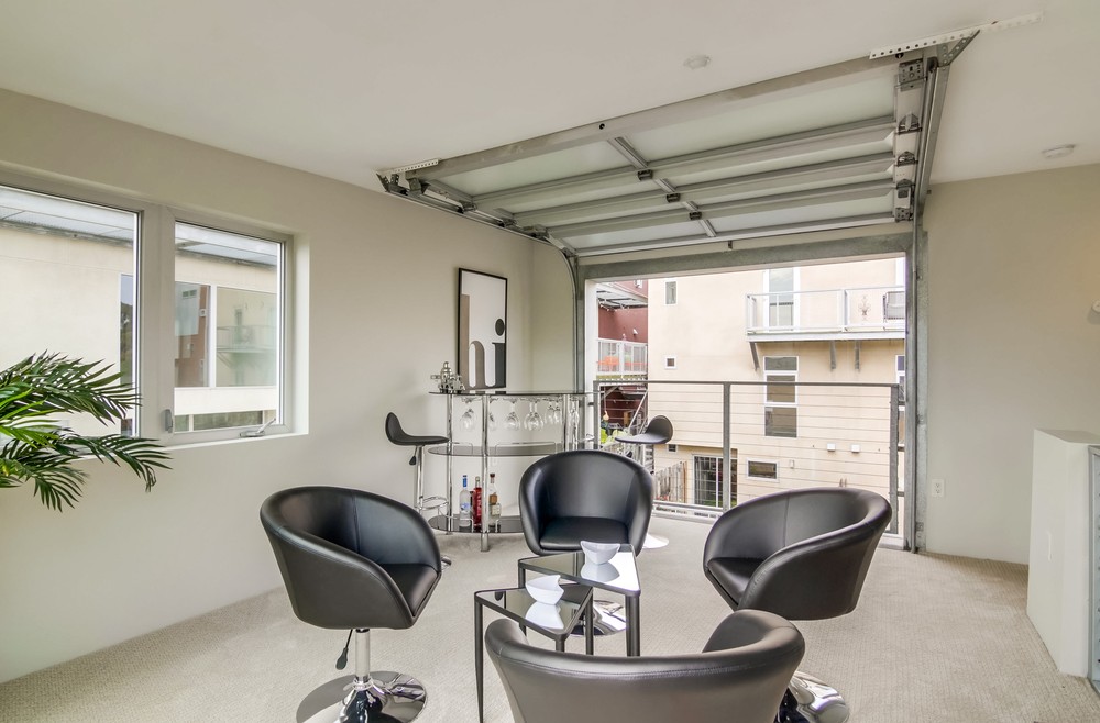 Virtual tour photo 39 of 49 for 991 Sigsbee St