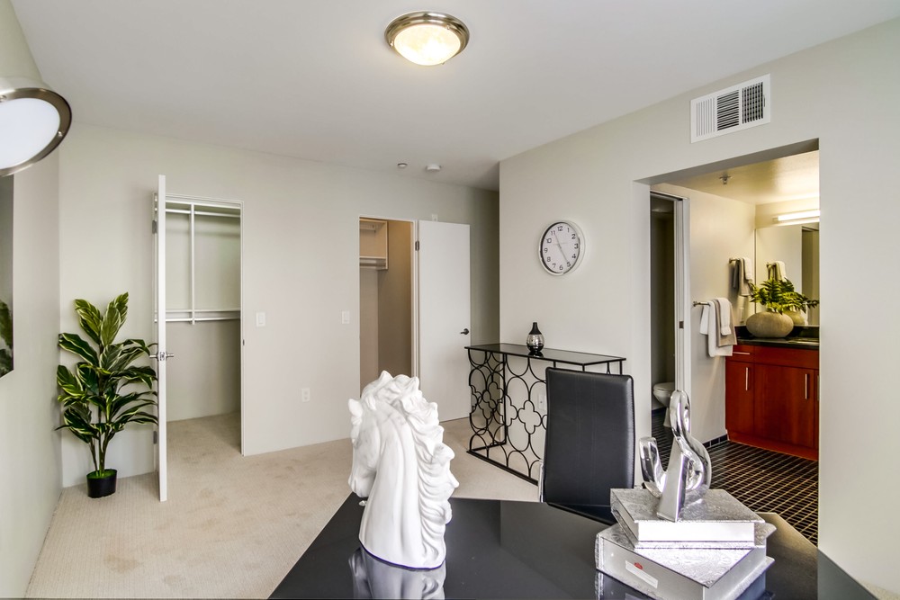 Virtual tour photo 45 of 49 for 991 Sigsbee St