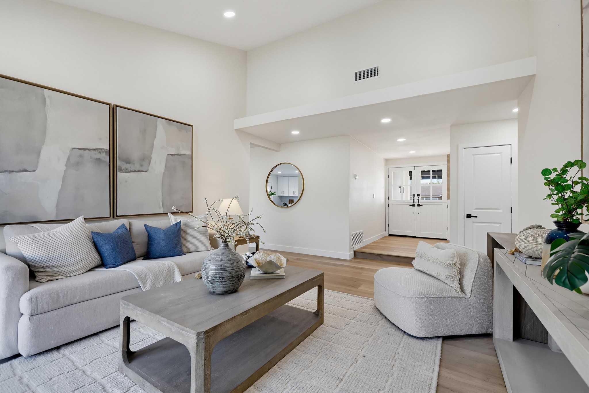 Virtual tour photo 13 of 57 for 9921 Garrett Cir