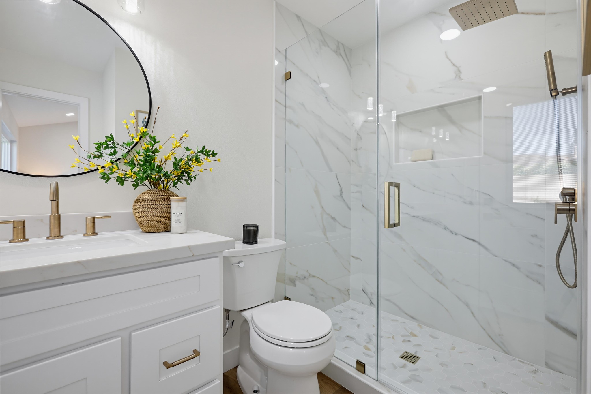 Virtual tour photo 32 of 57 for 9921 Garrett Cir