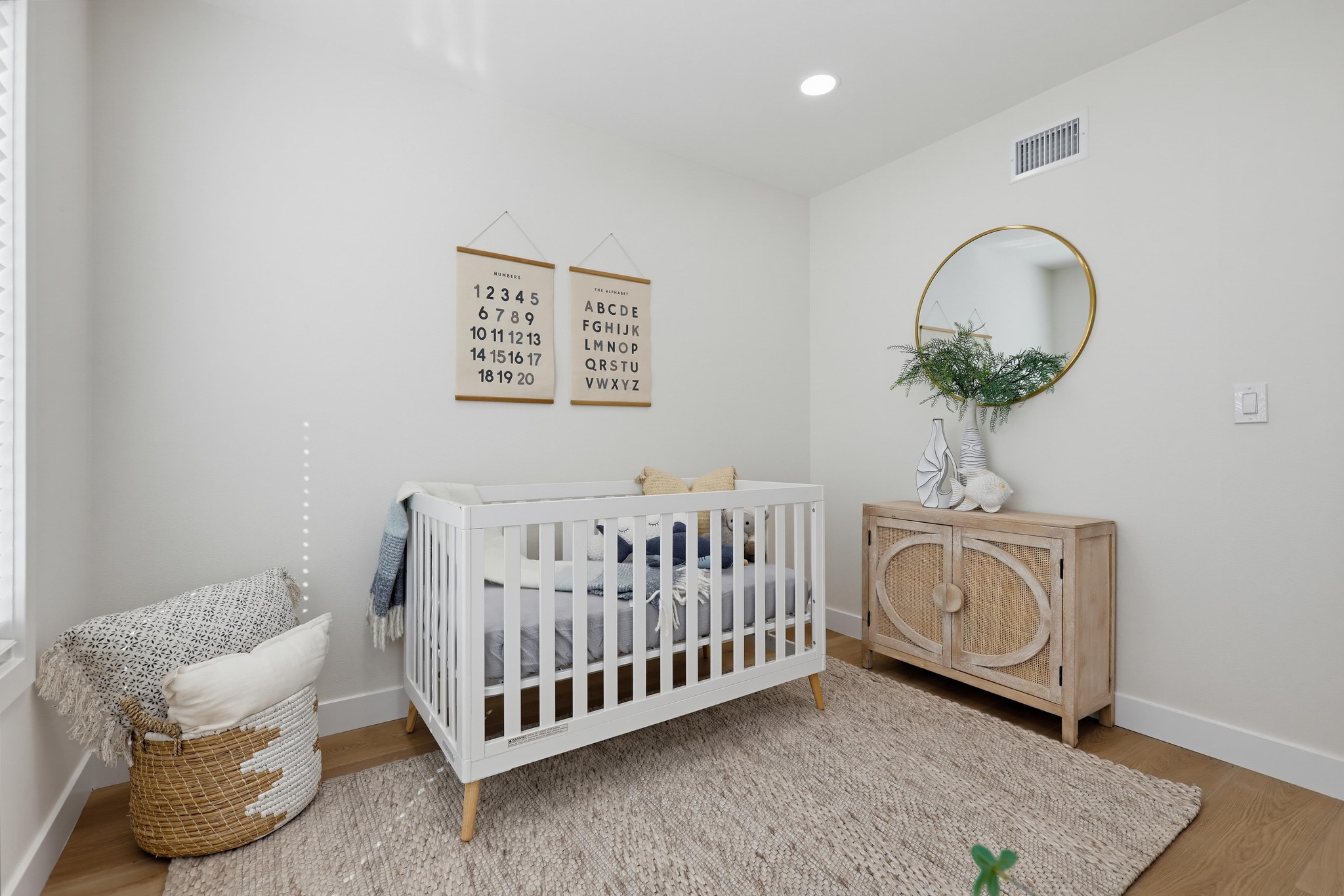 Virtual tour photo 36 of 57 for 9921 Garrett Cir