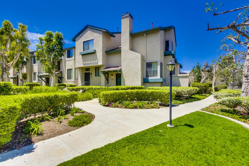Virtual tour photo 1 of 53 for 9927 Paseo Montril