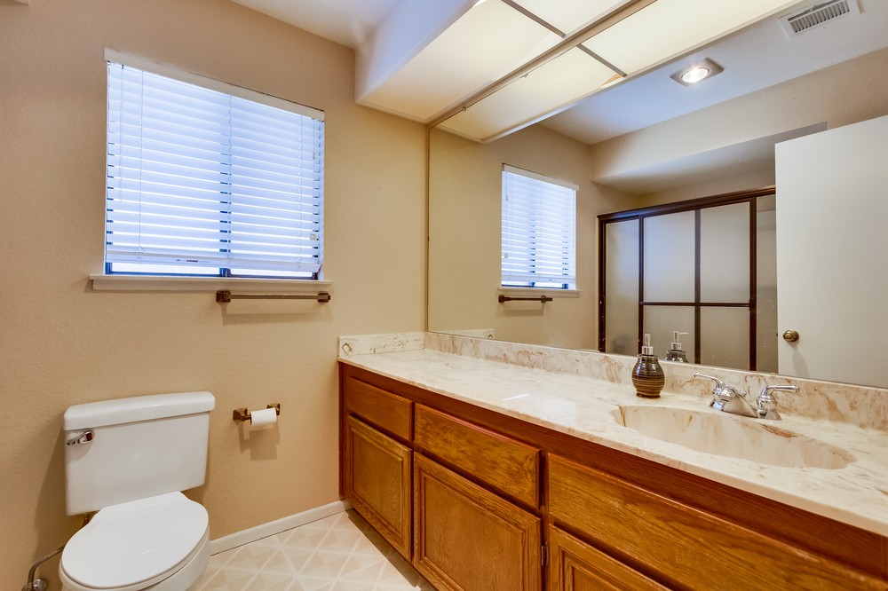 Virtual tour photo 32 of 53 for 9927 Paseo Montril