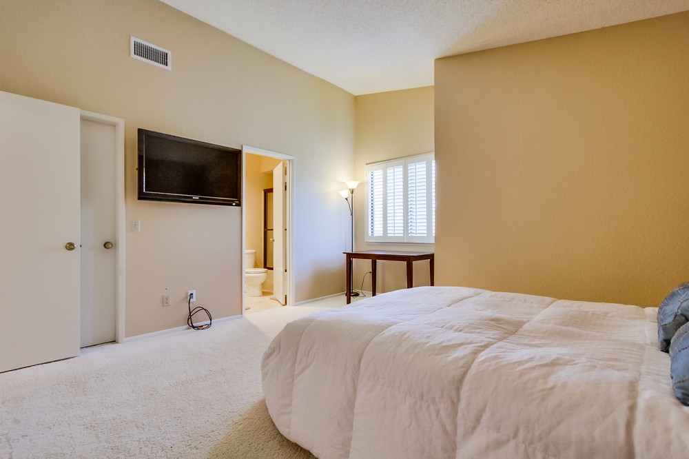 Virtual tour photo 37 of 53 for 9927 Paseo Montril