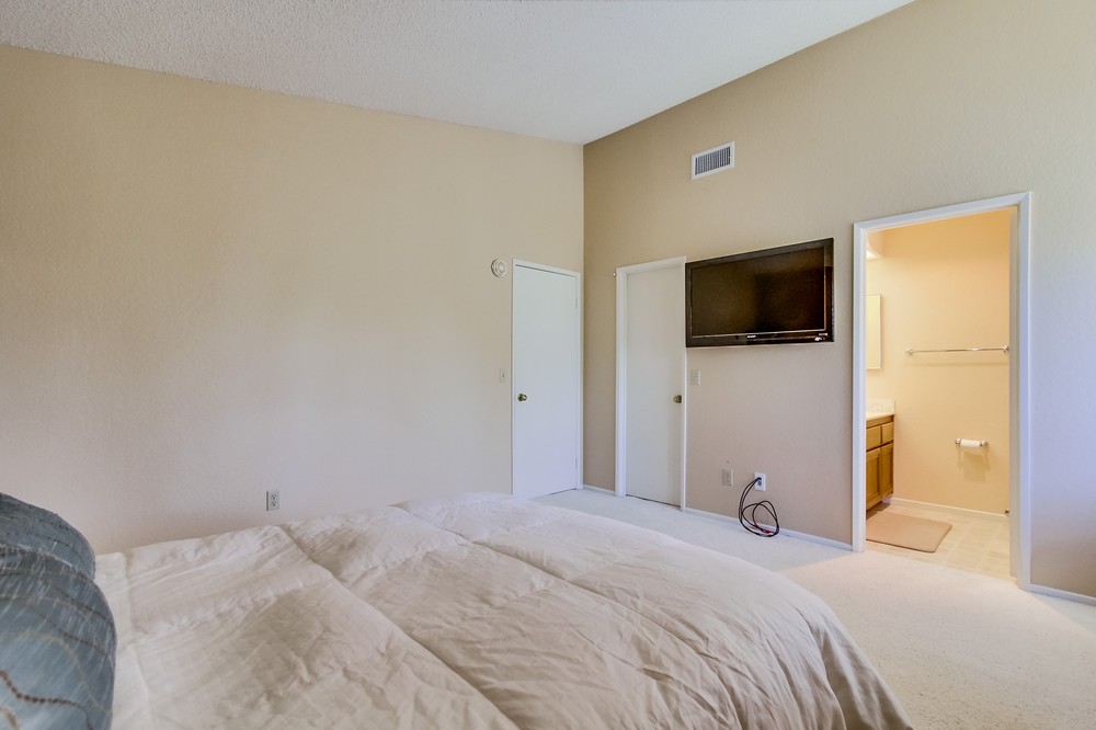 Virtual tour photo 39 of 53 for 9927 Paseo Montril