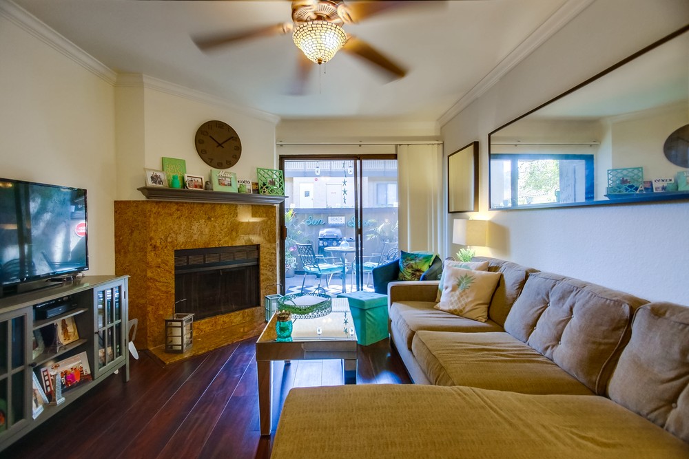 Virtual tour photo 9 of 41 for 9929 Azuaga St