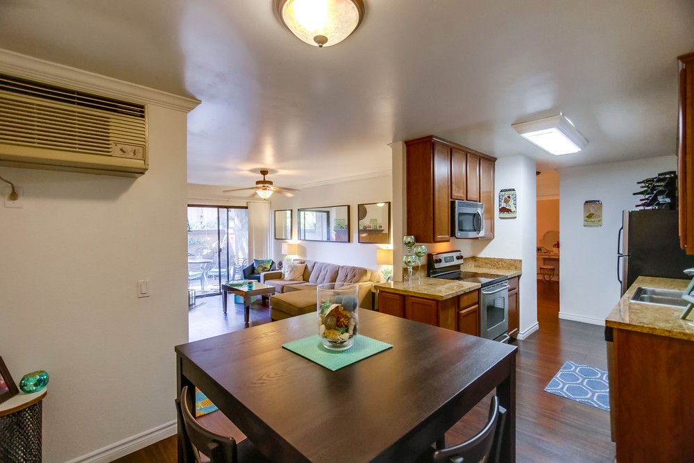 Virtual tour photo 16 of 41 for 9929 Azuaga St