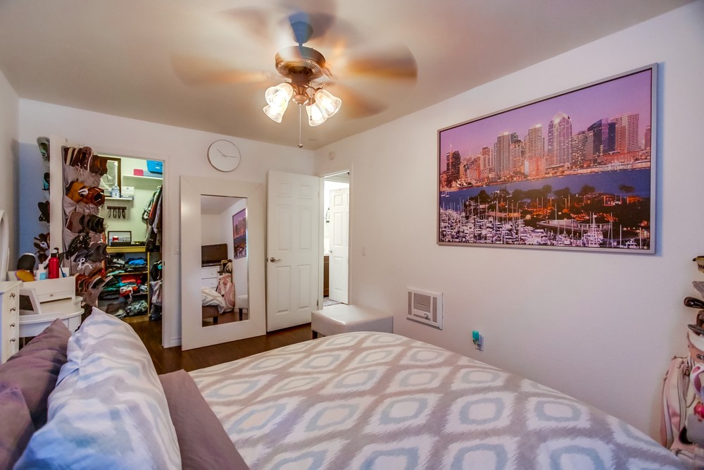 Virtual tour photo 27 of 41 for 9929 Azuaga St