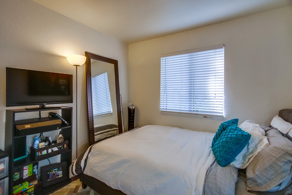 Virtual tour photo 30 of 41 for 9929 Azuaga St