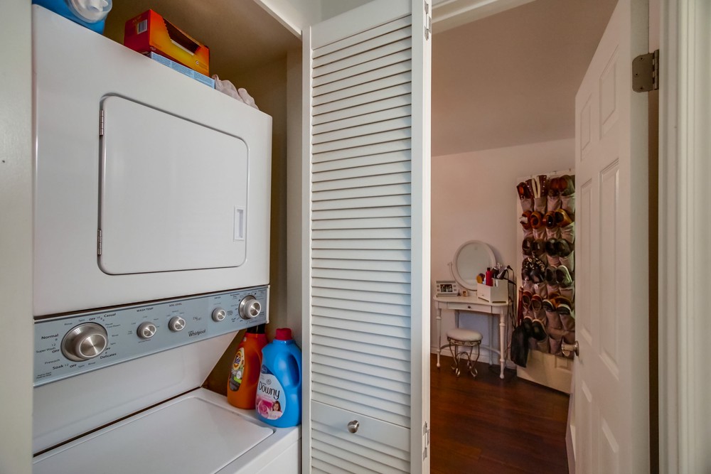 Virtual tour photo 33 of 41 for 9929 Azuaga St