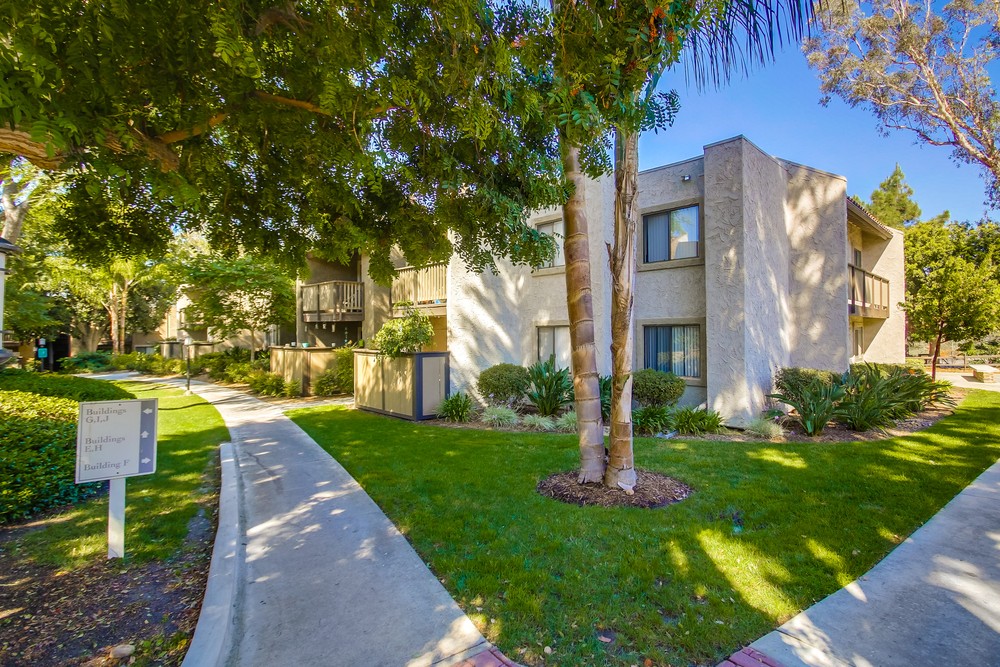 Virtual tour photo 38 of 41 for 9929 Azuaga St