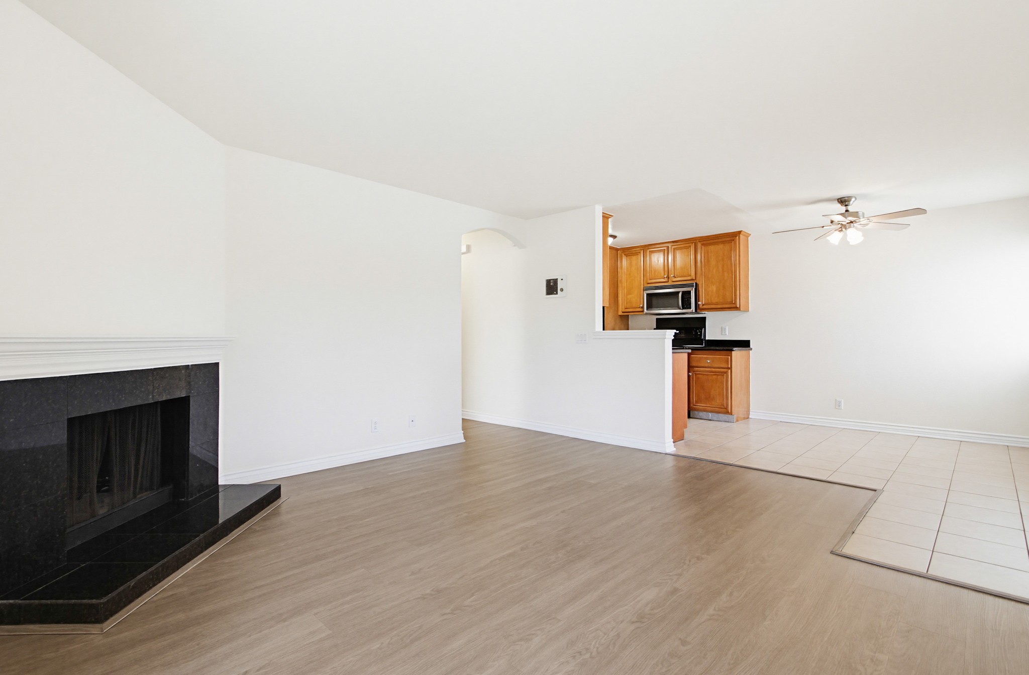 Virtual tour photo 8 of 44 for 9939 Erma Rd Unit 103