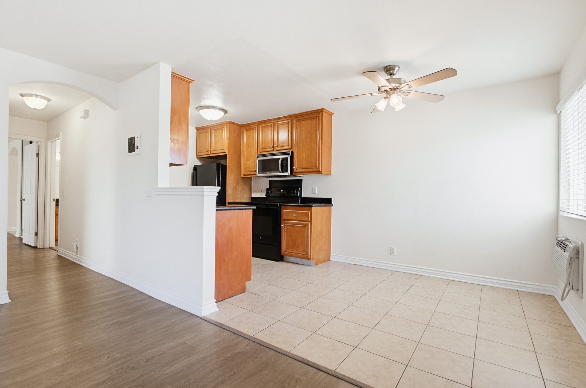 Virtual tour photo 12 of 44 for 9939 Erma Rd Unit 103