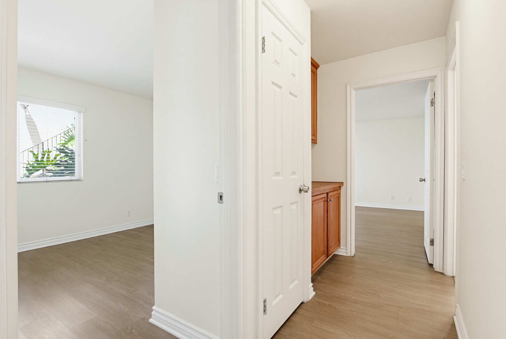 Virtual tour photo 18 of 44 for 9939 Erma Rd Unit 103