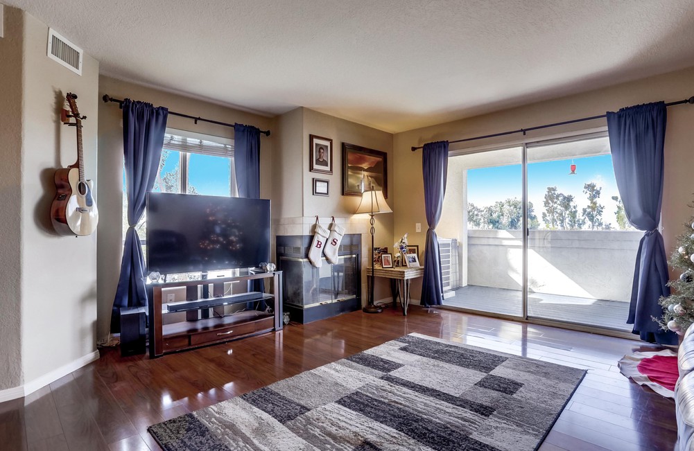 Virtual tour photo 6 of 31 for 9955 Scripps Westview Way UNIT 11