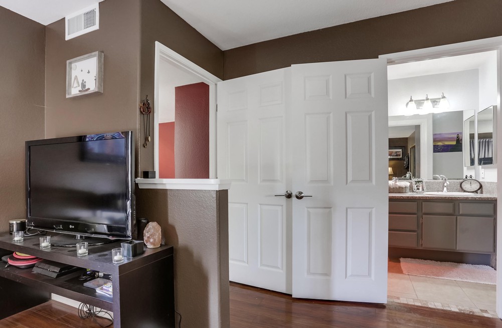 Virtual tour photo 20 of 31 for 9955 Scripps Westview Way UNIT 11