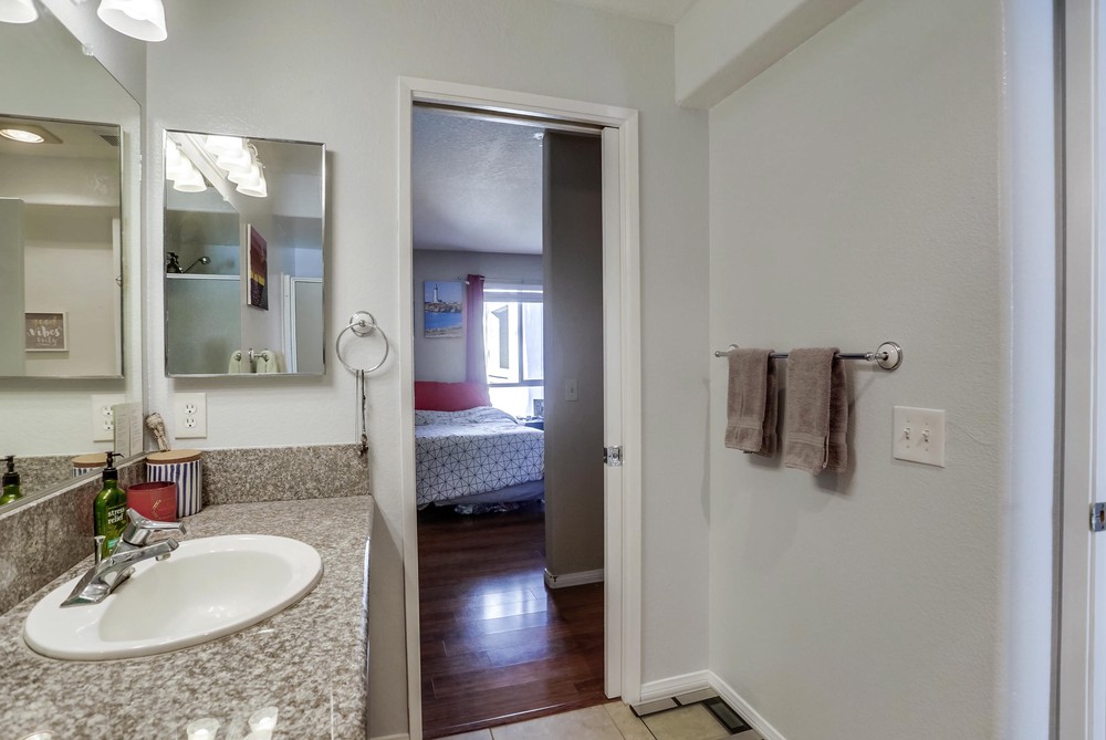Virtual tour photo 25 of 31 for 9955 Scripps Westview Way UNIT 11