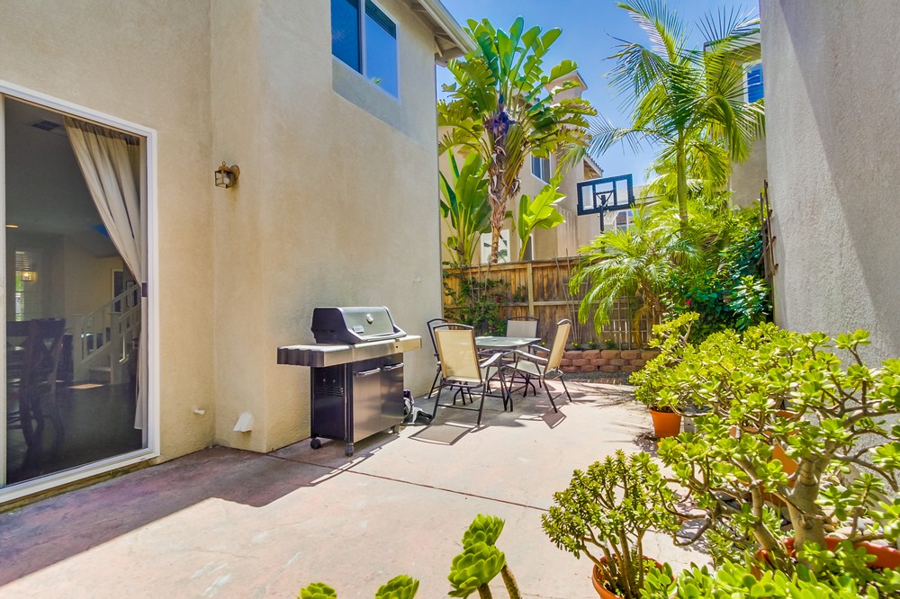 Virtual tour photo 36 of 41 for 9957 Fieldthorn Street