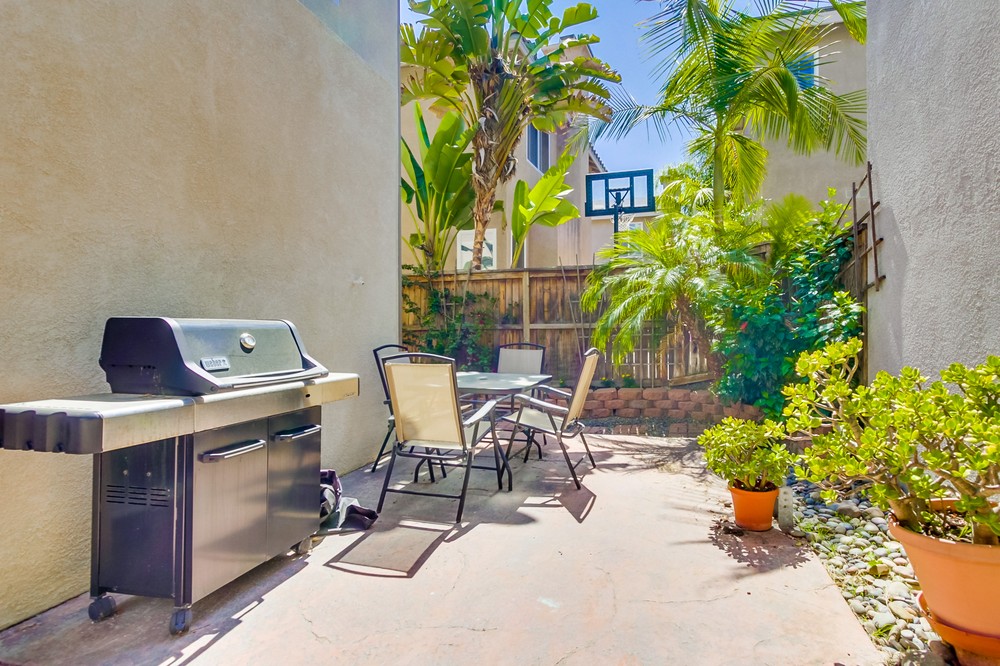 Virtual tour photo 37 of 41 for 9957 Fieldthorn Street