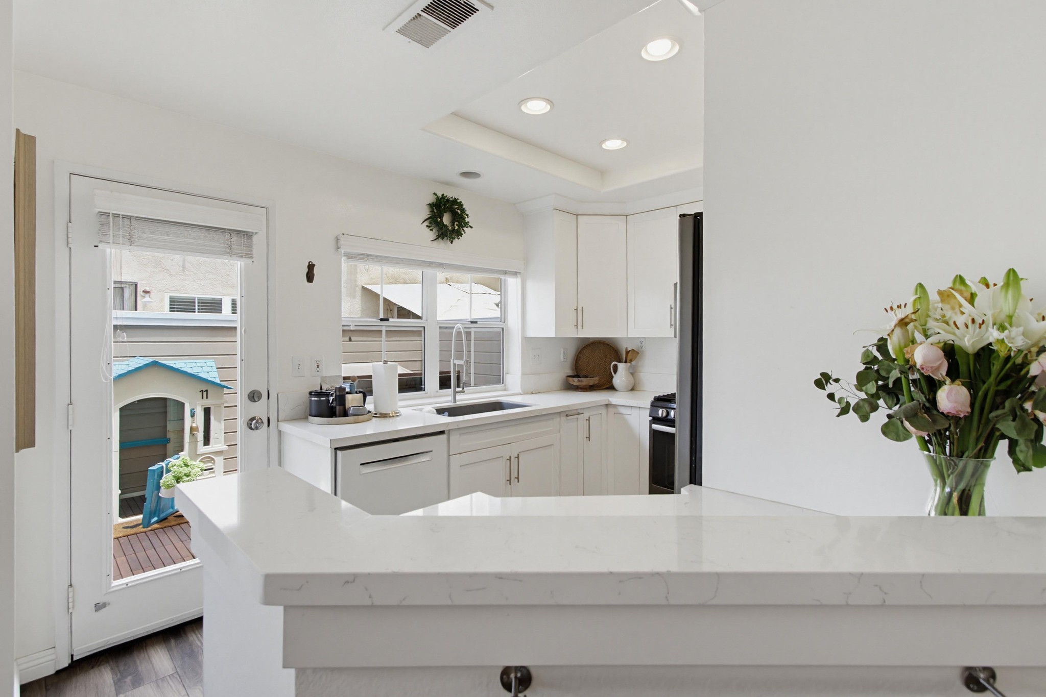 Virtual tour photo 21 of 49 for 9960 Scripps Vista Way Unit 116