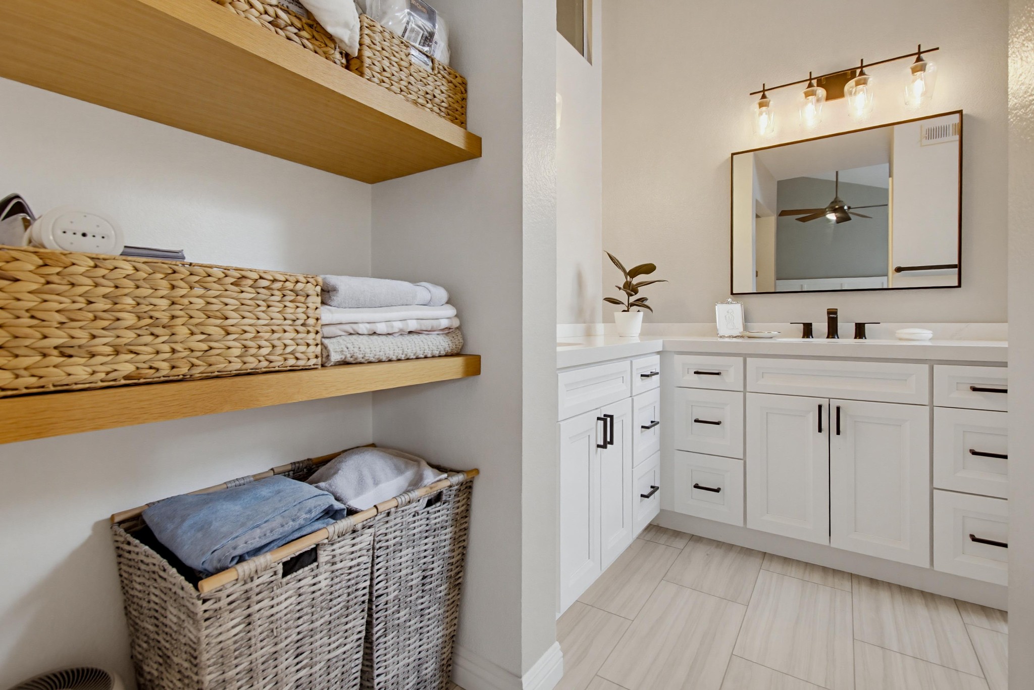 Virtual tour photo 37 of 49 for 9960 Scripps Vista Way Unit 116