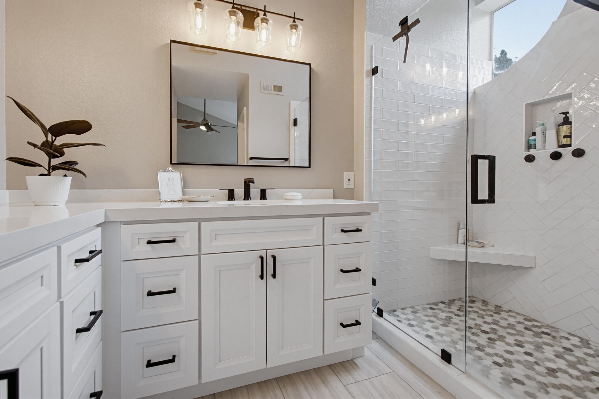 Virtual tour photo 39 of 49 for 9960 Scripps Vista Way Unit 116