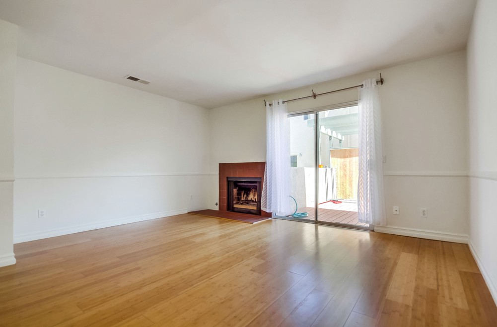 Virtual tour photo 14 of 42 for 9975 Paseo Montril