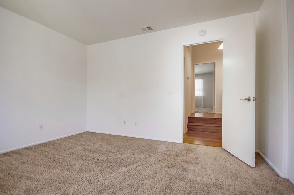 Virtual tour photo 24 of 42 for 9975 Paseo Montril
