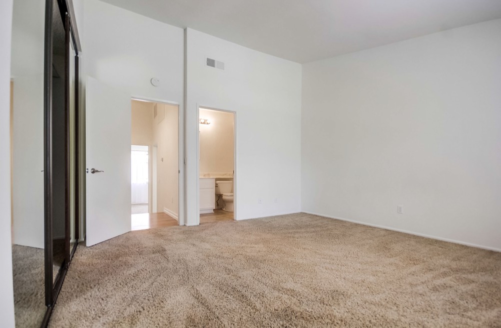 Virtual tour photo 28 of 42 for 9975 Paseo Montril