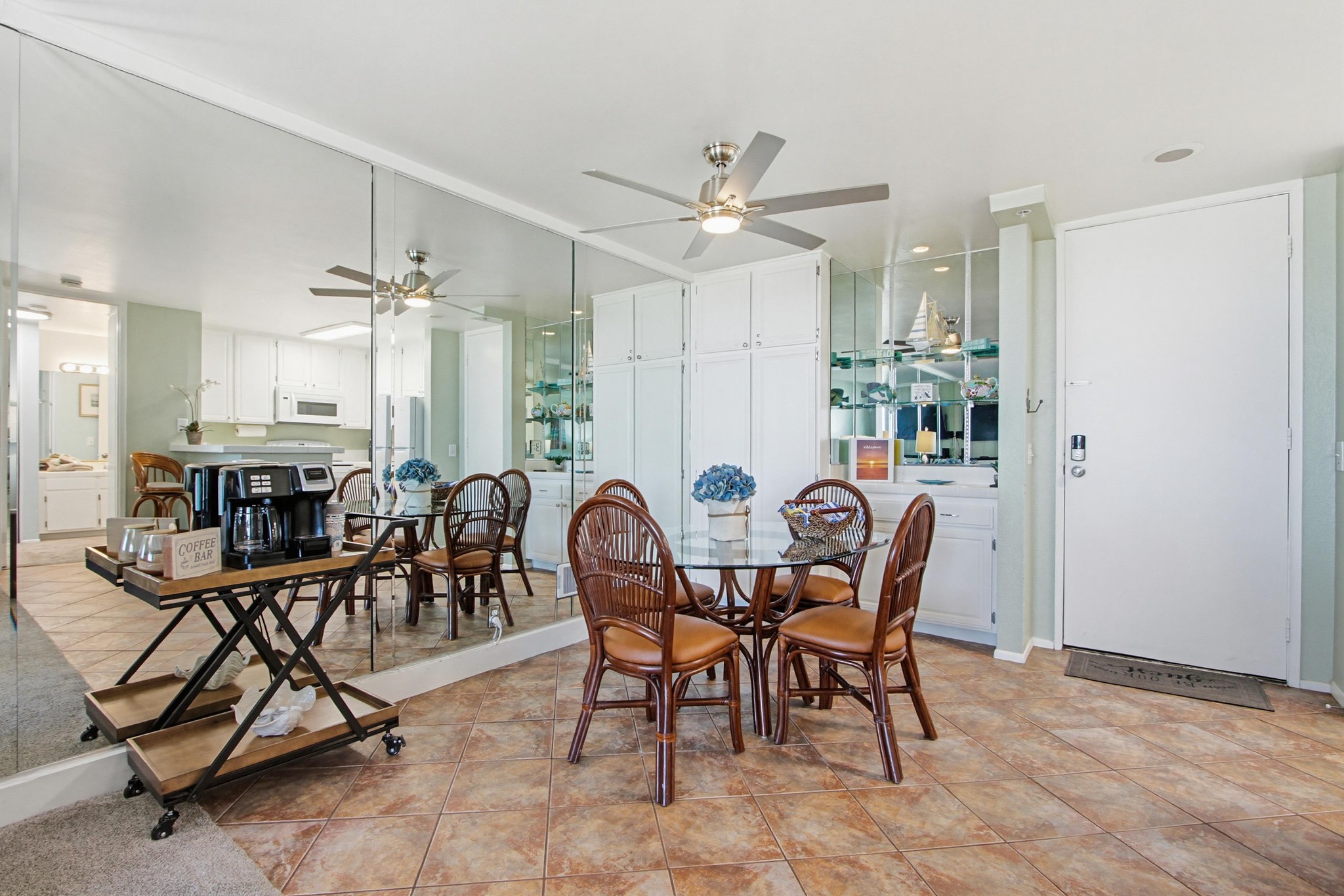 Virtual tour photo 3 of 28 for 999 N Pacific St