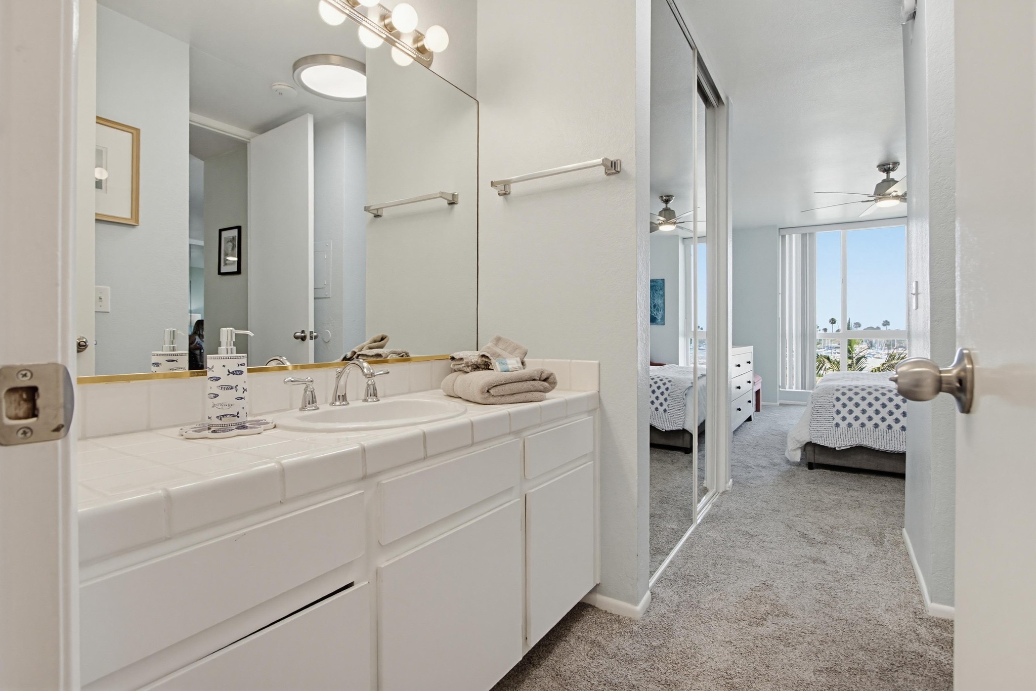 Virtual tour photo 15 of 28 for 999 N Pacific St